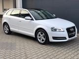Audi A3 Sportback 1.6 TDI DSG BiXenon Pano  Tempomat - Audi A3 aus 2011 mit Diesel-Antrieb