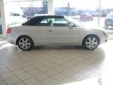 Audi A4 Cabriolet 3.0 quattro - Audi A4 aus 2004: 3.0