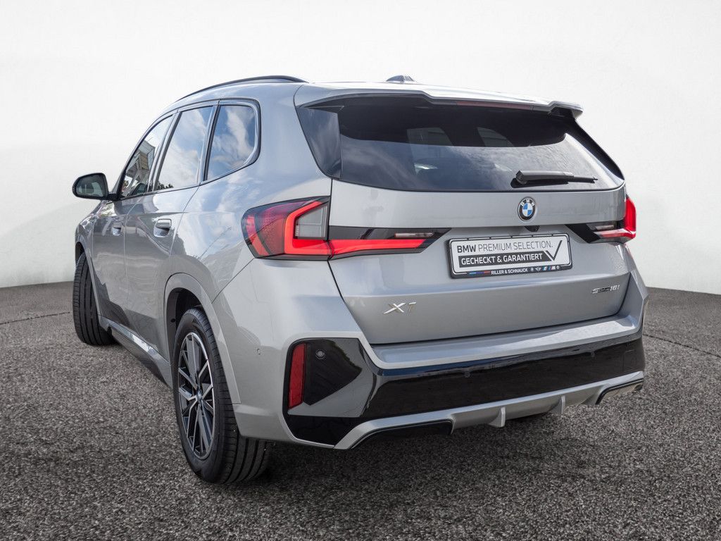 BMW X1 sDrive 18i M-Sport PANO AHK KAM LED SHZG foto 6