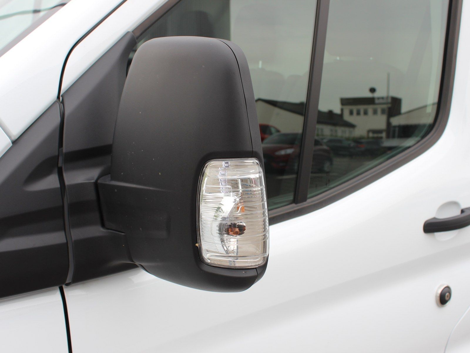 Fahrzeugabbildung Ford Transit 350 L2 Trend Kühlfahrzeug