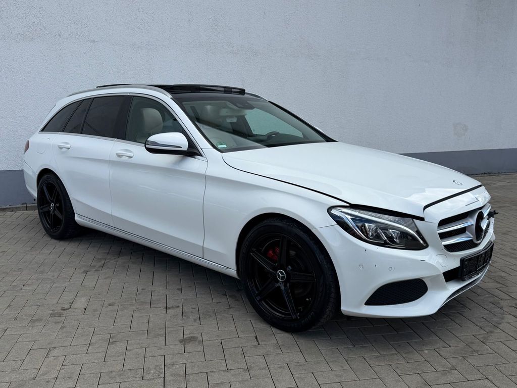 Image of Mercedes-Benz C 220
