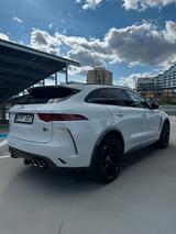 Jaguar F-Pace SVR AWD Automatik - Jaguar F-Pace Svr mit Benzin-Antrieb