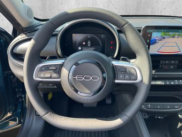 Fiat 600 Hybrid 1.2 Kam.+Navi+SHZ+PDC+SpurH+Winterp.