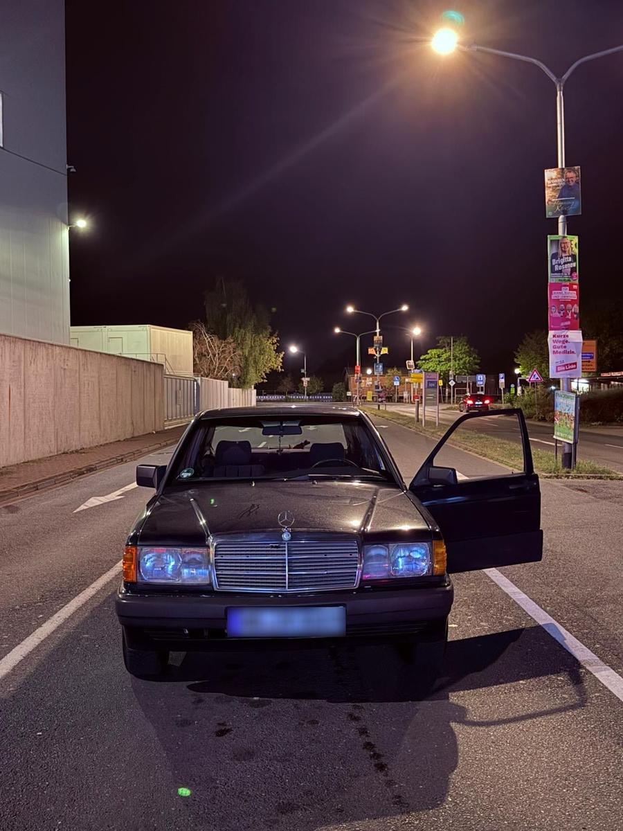 Mercedes-Benz 190