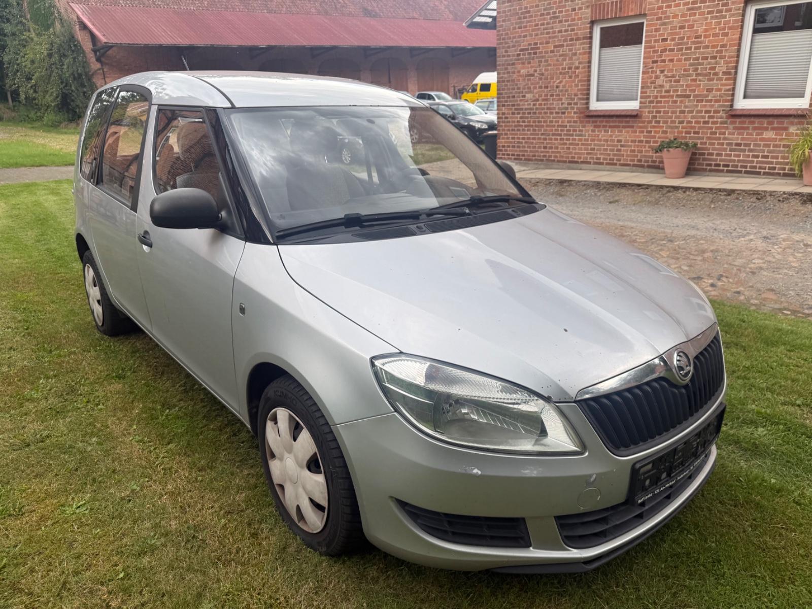 Skoda Roomster 2013 — photo 6