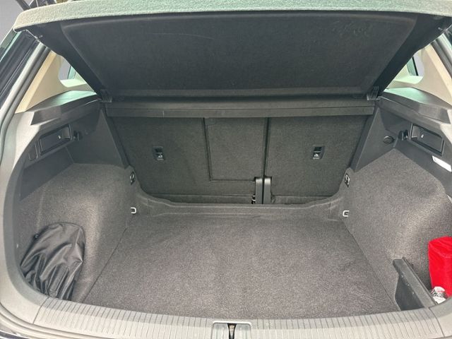 Tiguan 2.0 TSI DSG 4MOTION STANDHZ+KAMERA+NAVI.+