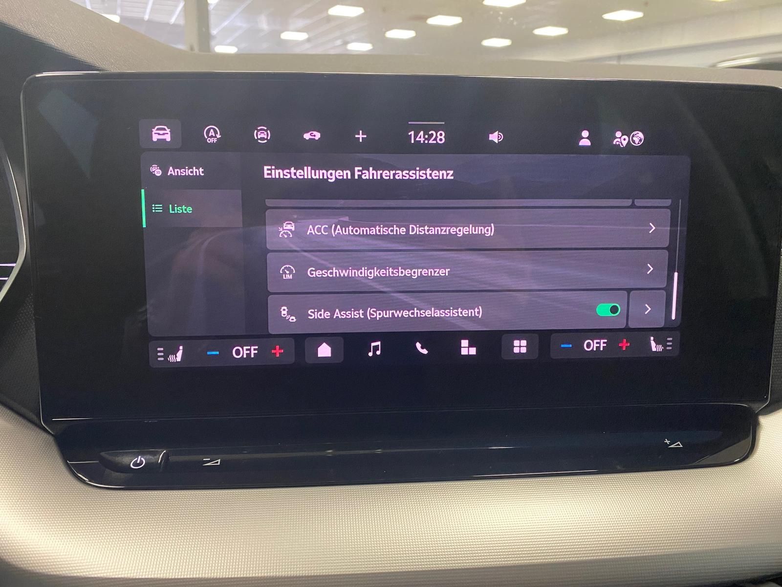 Fahrzeugabbildung SKODA Octavia 1.5 TSI mHEV+ACC+TOTWINKEL+LED+APP+RFK++