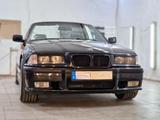 BMW E36 Cabrio M Paket - BMW: E36 M Paket
