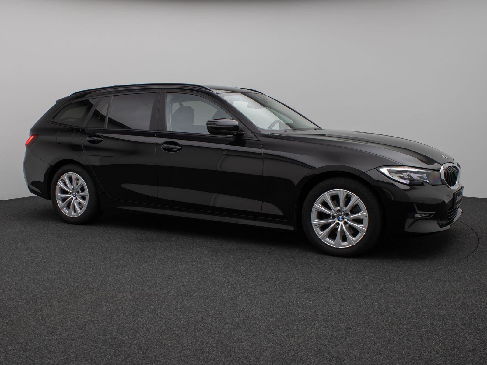 Fahrzeugabbildung BMW 320d xD DAB CockPitPro Geschwindigkeitsreg AHK