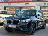 BMW X3 sDrive18d Luxury Line AT - BMW X3: Line X