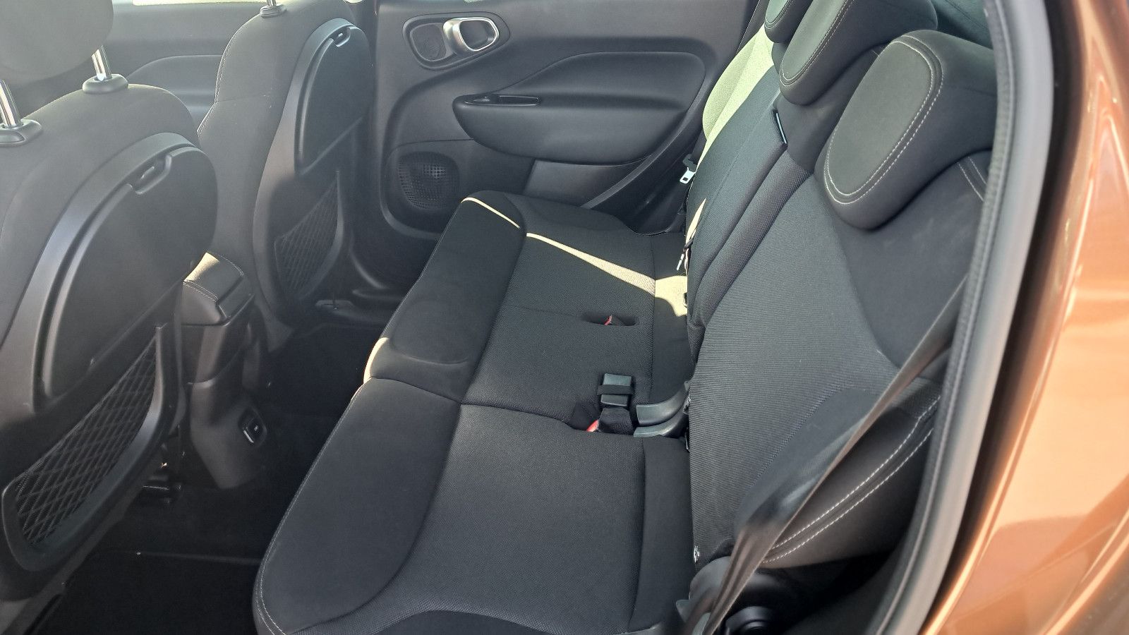 Fahrzeugabbildung Fiat 500L Cross