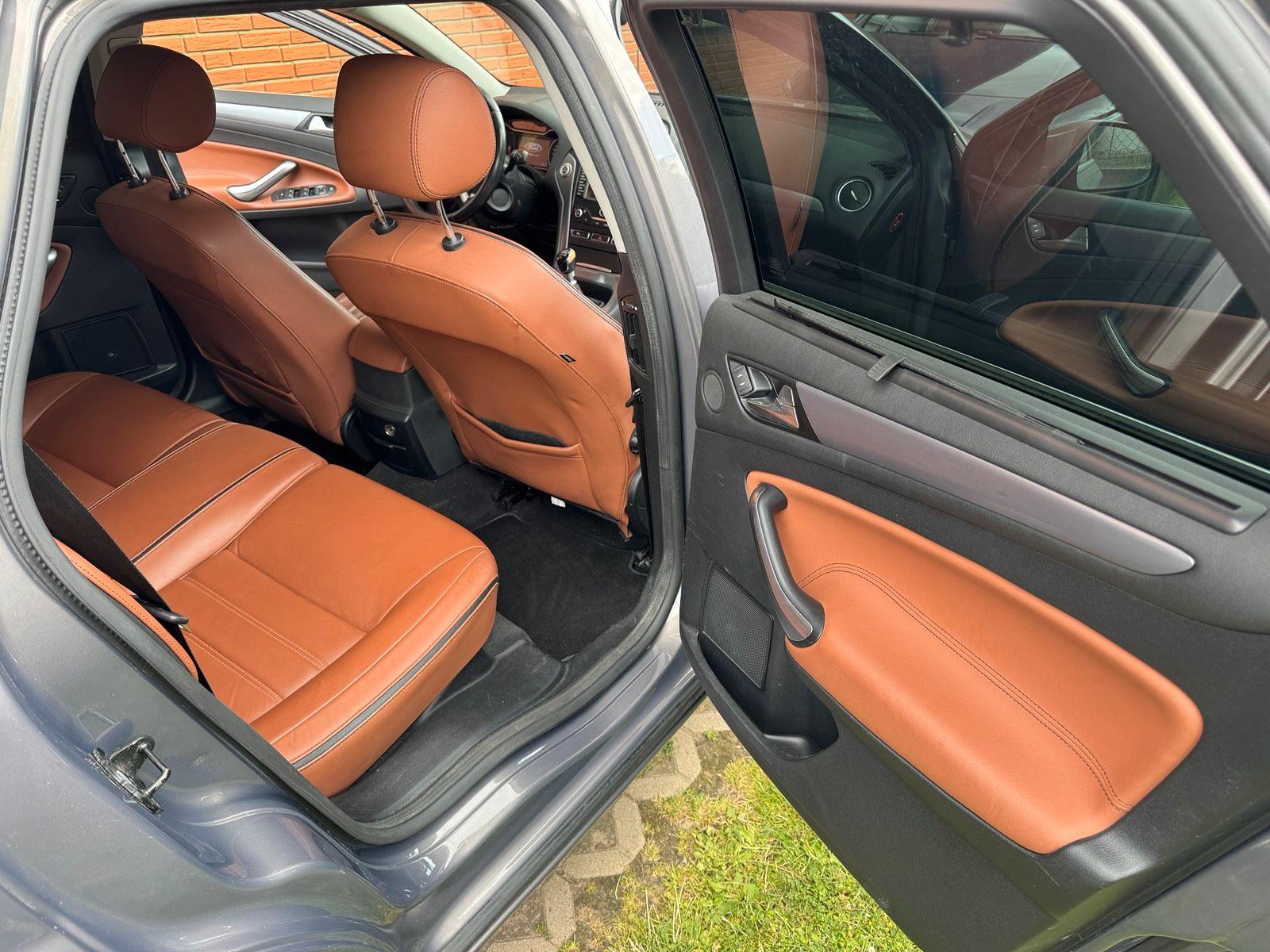 Ford Mondeo 2012 — photo 12