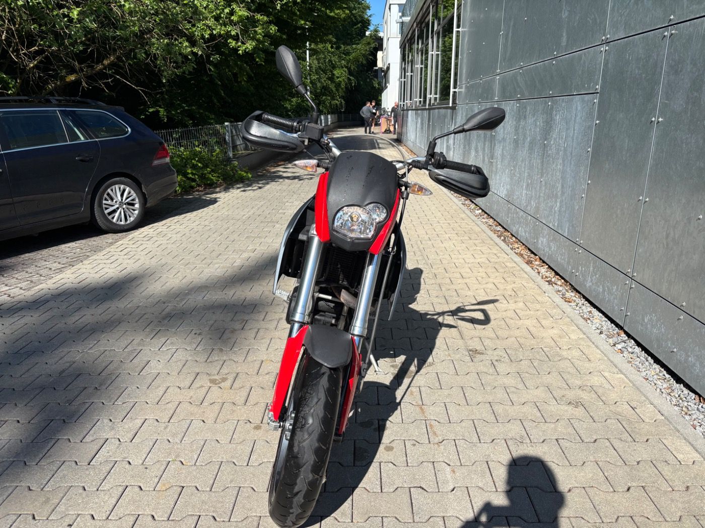 Fahrzeugabbildung BMW G 650 Xmoto