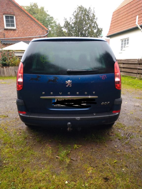 Peugeot 807