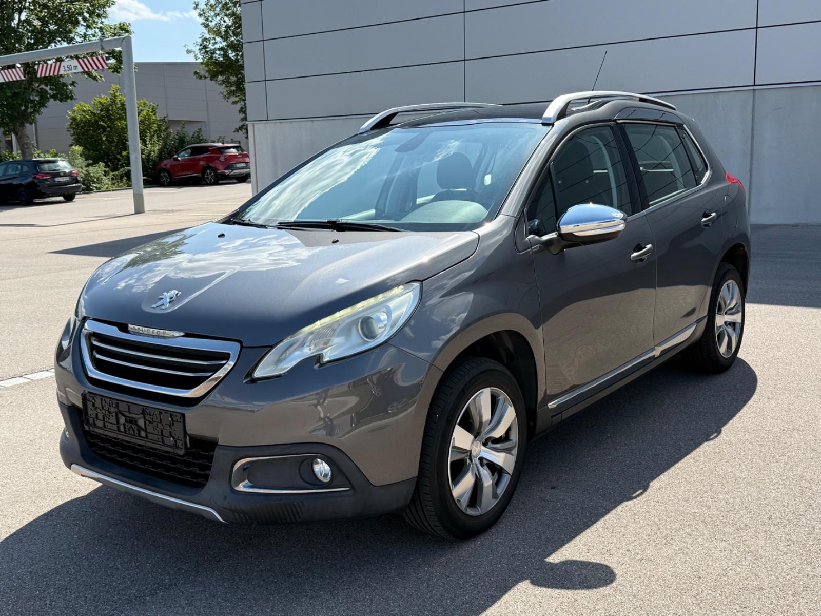 Peugeot 2008 1.2 110-PS "Allure" NAVI PANO LEDER SHZ EU6