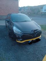 Renault Clio ENERGY TCe 220 EDC R.S. 18 R.S. 18 - Renault Clio mit Benzin-Antrieb: Kleinwagen, Automatik, Klimaanlage, 1.2