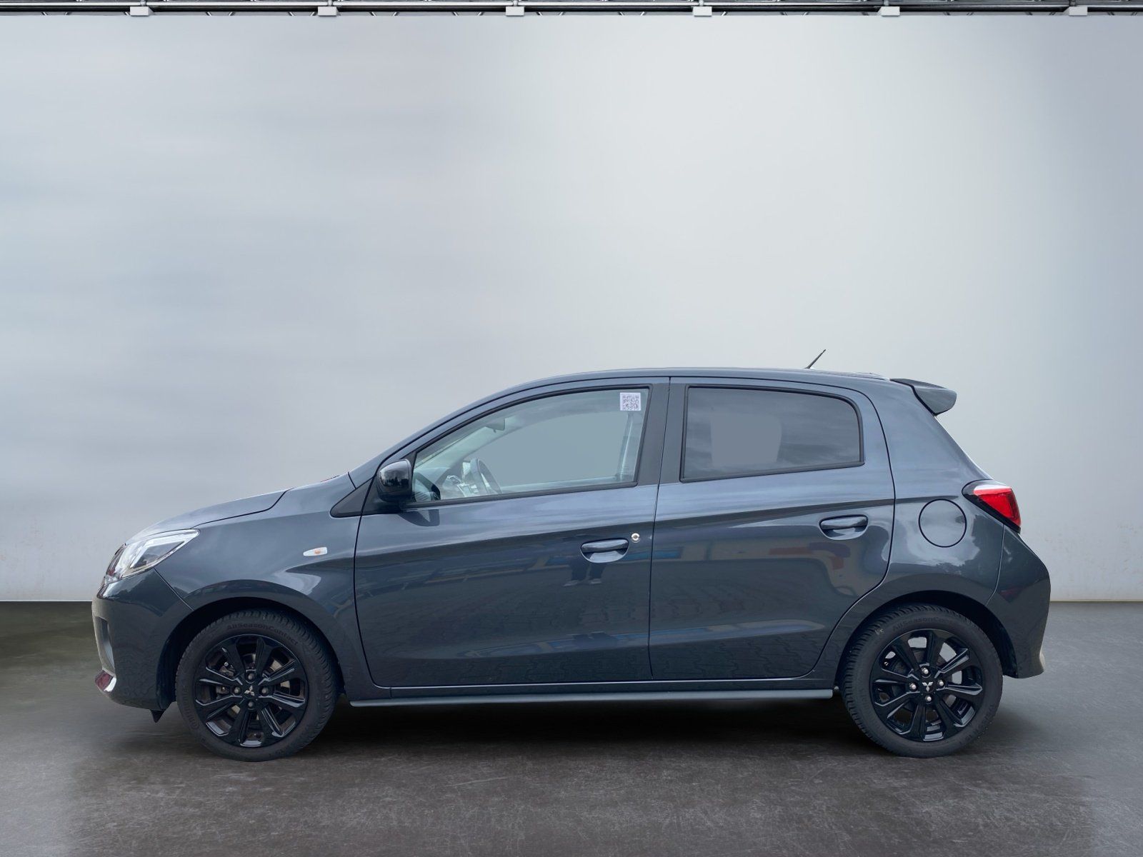 Mitsubishi Space Star Select+ Black 1,2 l MIVEC CVT Tempoma imagem 3