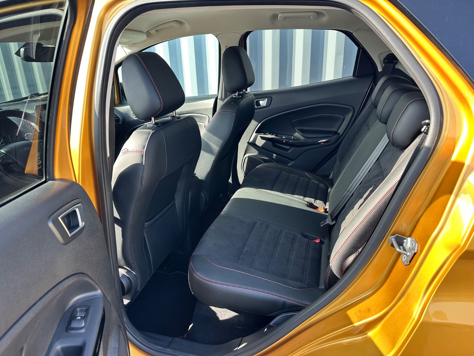 Fahrzeugabbildung Ford EcoSport ST-Line*PDC V+H*Sitz-Lenkradheizung*App