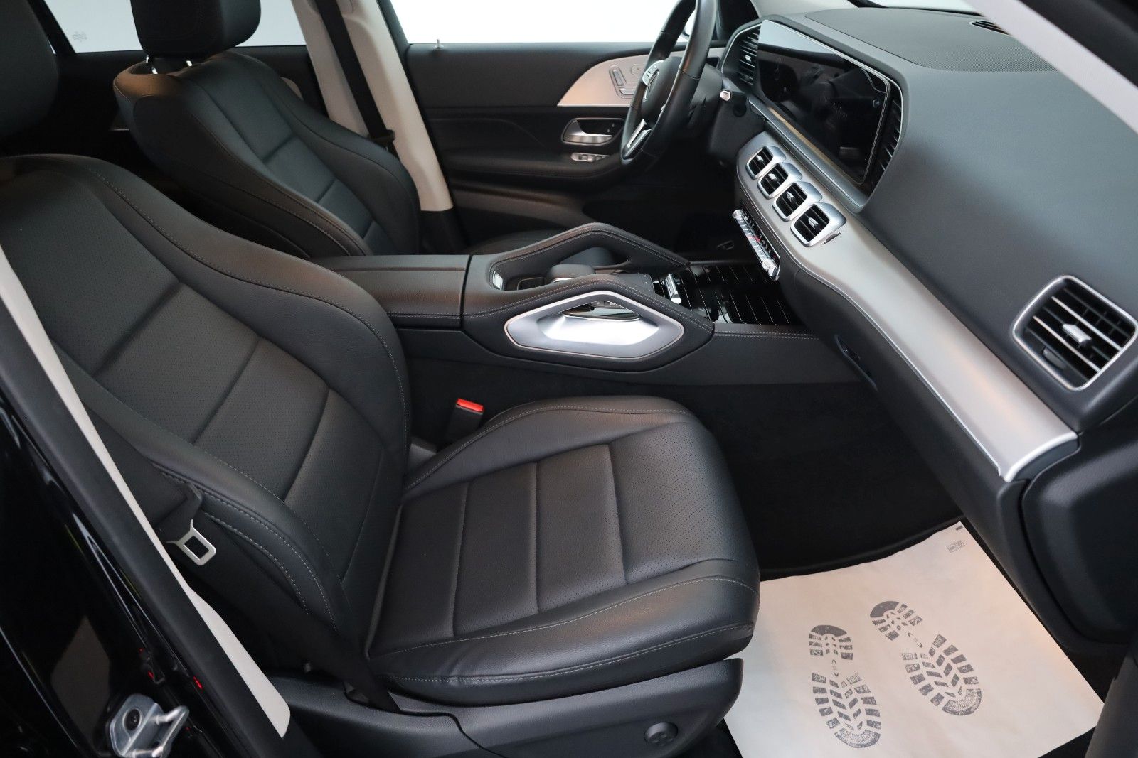 Fahrzeugabbildung Mercedes-Benz GLE 350de 4M AMG Line Navi,SH,Kamera,AHK,SR+WR