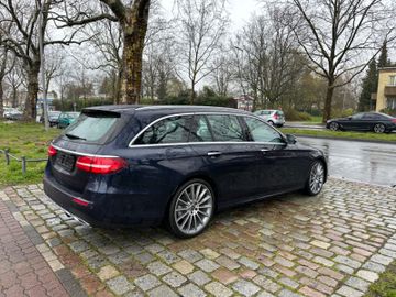 Fahrzeugabbildung Mercedes-Benz E 300d T AMG*360Kamera*Panorama*Exclusive