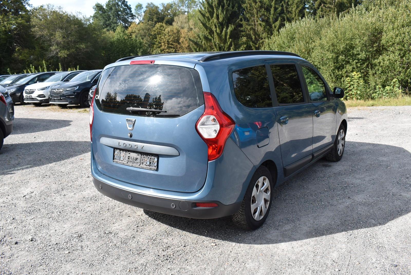 Dacia Lodgy 2015 — photo 9