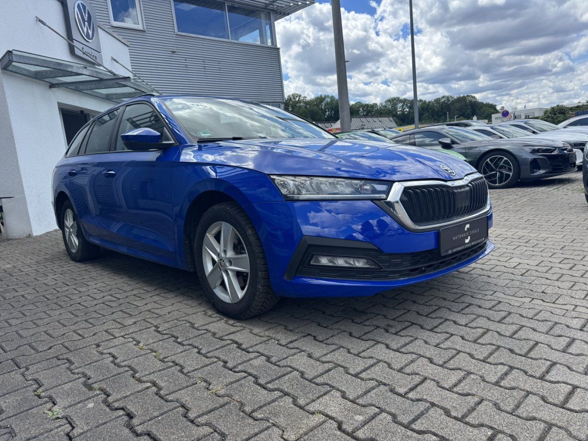 Skoda Octavia Combi 2.0 TDI Ambition 4x4  DSG LED PDC  imagem 3