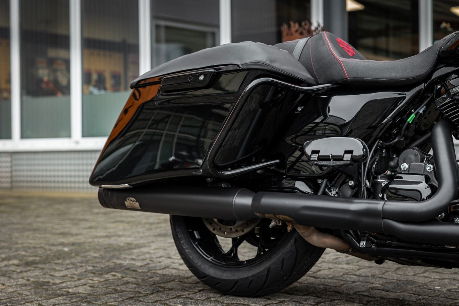 Fahrzeugabbildung Harley-Davidson FLHXS Street Glide 114 cui - Jekill & Hyde -