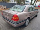 Mercedes-Benz C 220 - Mercedes-Benz C 220 aus 1994