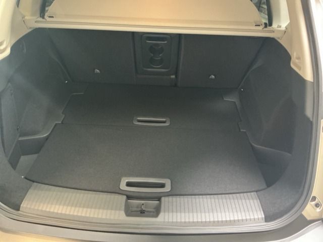 Fahrzeugabbildung Nissan X-TRAIL 1.5 VC-T e-4ORCE 213 PS 4x4 Tekna+ 5 Sit