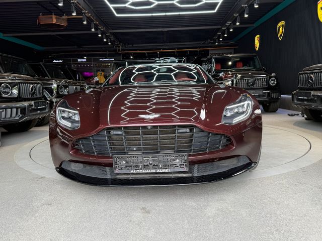 ASTON MARTIN DB11