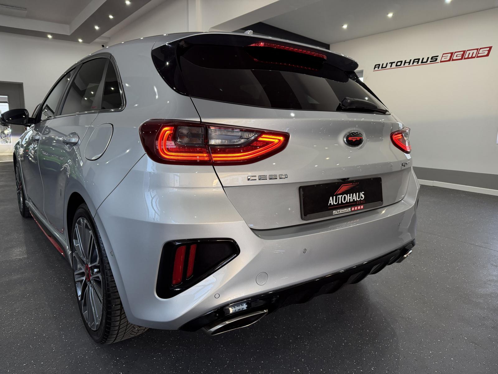 Kia pro_ceed GT*ACC*LED*LEDER*DAB*JBL*R-FK*