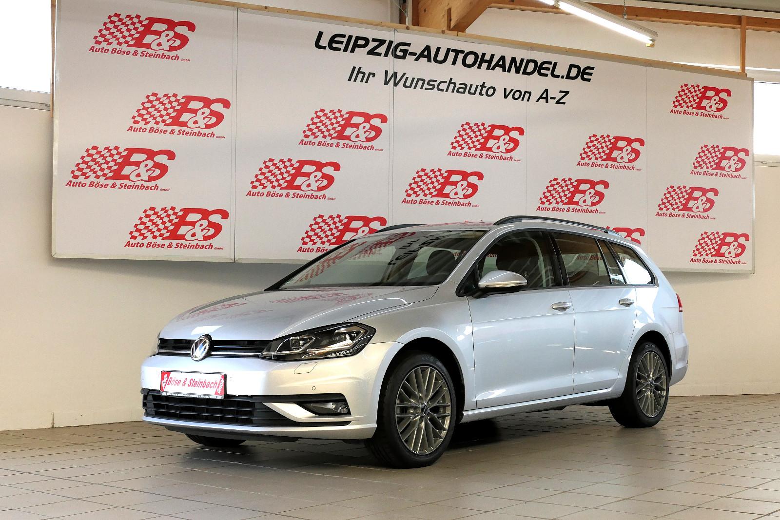 Volkswagen Golf VII Variant *LED*NAV*SHZ*APP*PDC*AHK*
