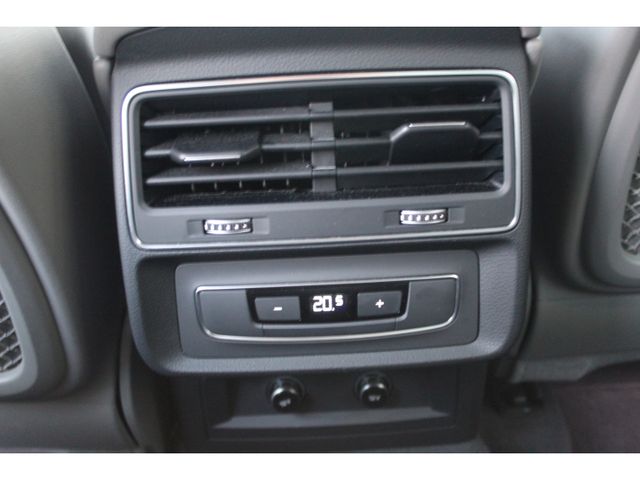 Q8 55 TFSI e qu. S-Line - Tour*Kamera*HUD*MTRX*1