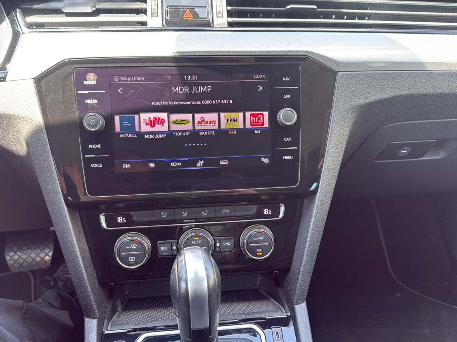 Fahrzeugabbildung Volkswagen Passat Variant Business