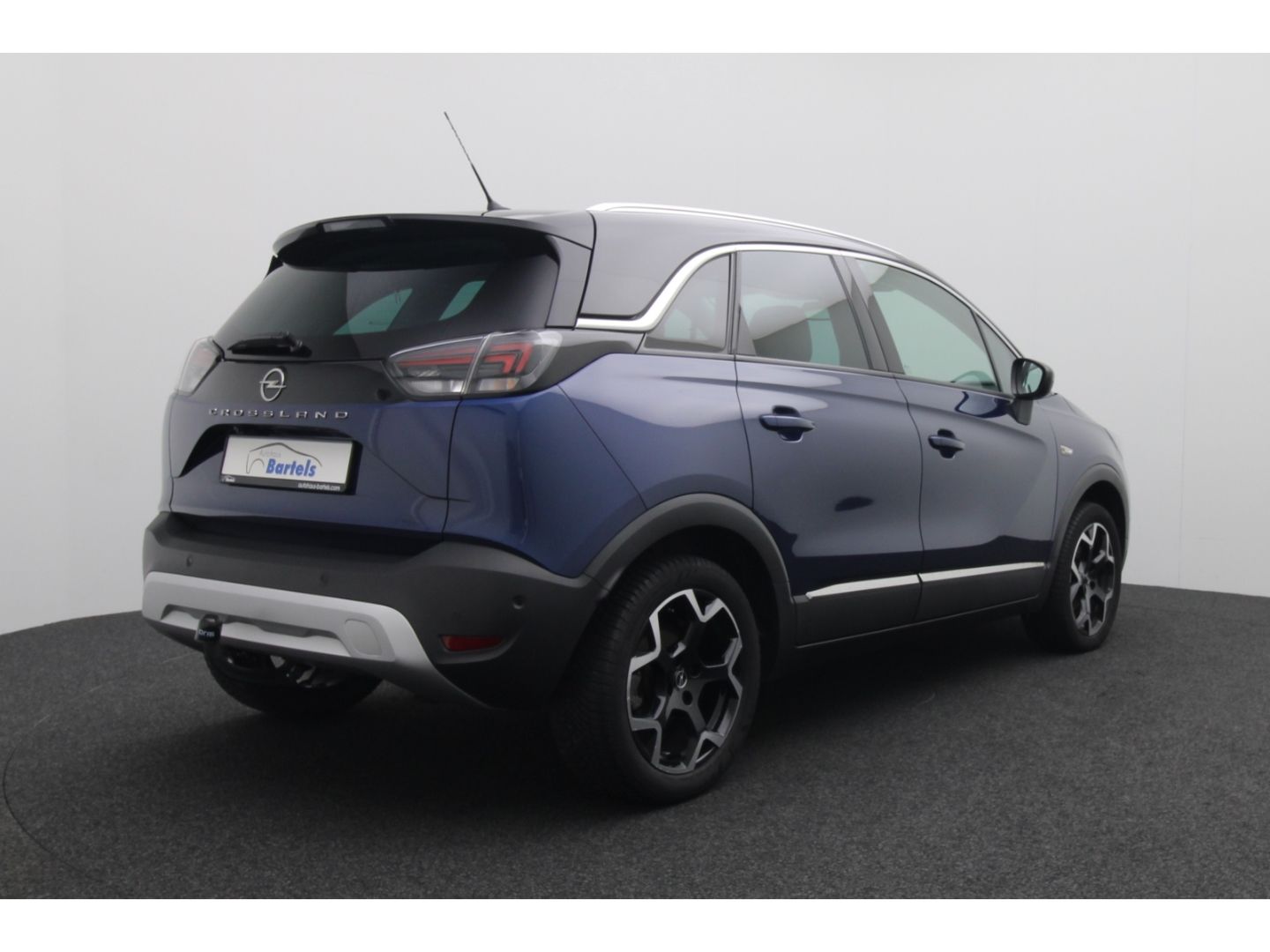 Fahrzeugabbildung Opel Crossland Ultimate 1.2 Totwinkelassistent Alcant