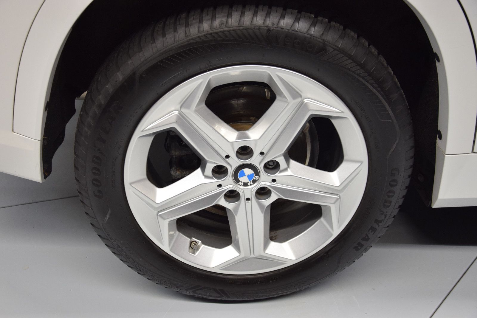 Fahrzeugabbildung BMW X1 18 i sDrive M Sport Pano H&k Memory ACC Leder