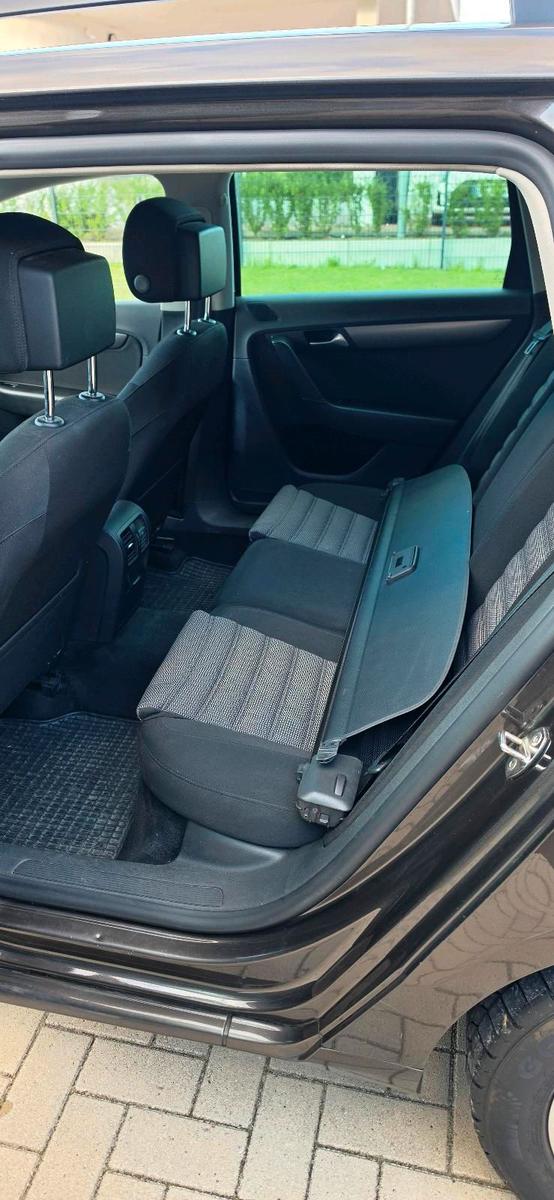 Volkswagen Passat 2013 — photo 11