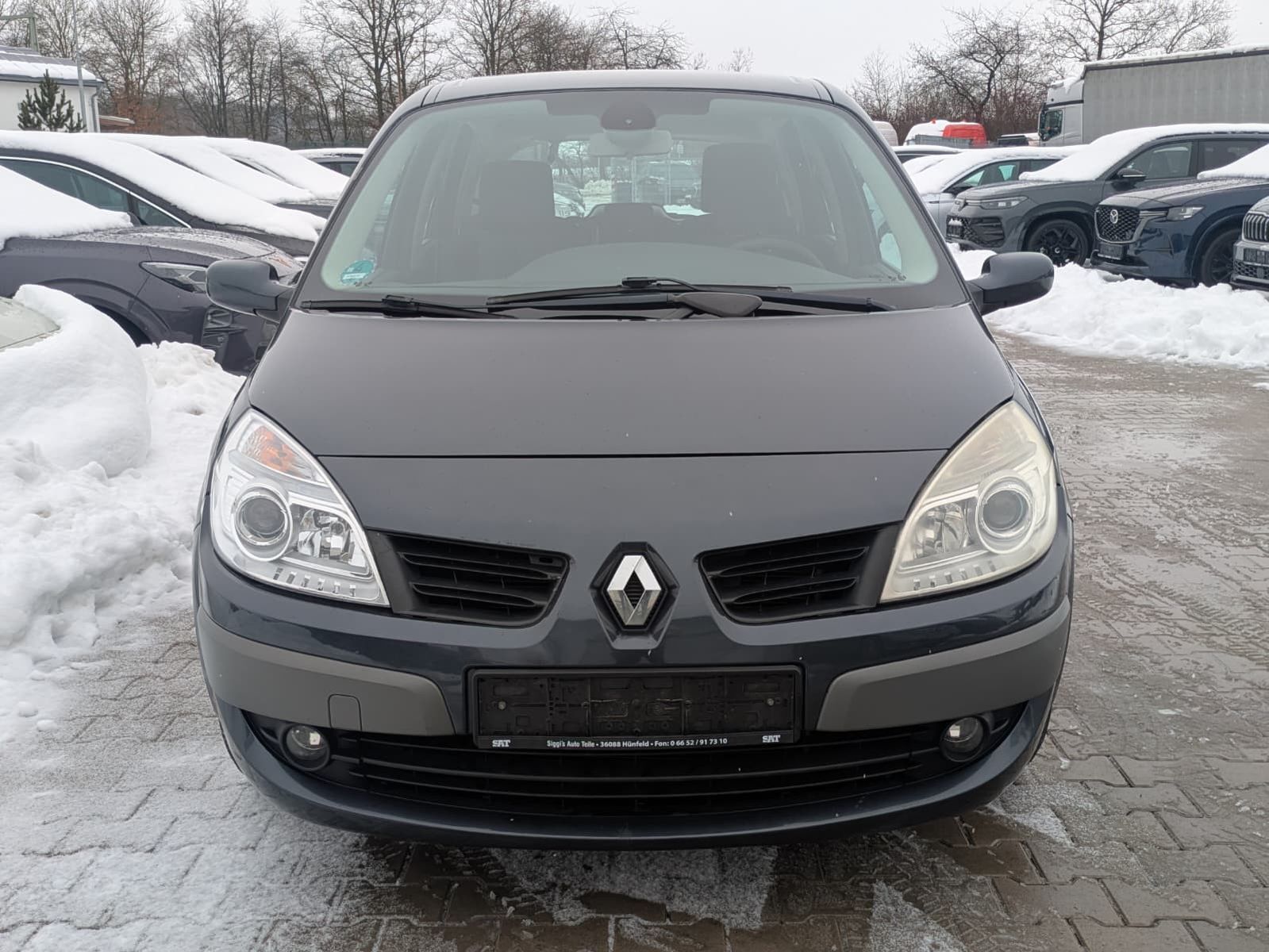 Fahrzeugabbildung Renault Grand Scenic 1.6 KLIMA*ISO*ZAHNRIEMEN NEU*2HAND