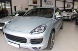 Porsche Cayenne S  ** PCCB ** Sport-Chrono - Porsche: Silber
