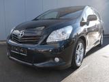 Toyota Verso 2.2 D 7-Sitzer - schwarze Toyota Verso