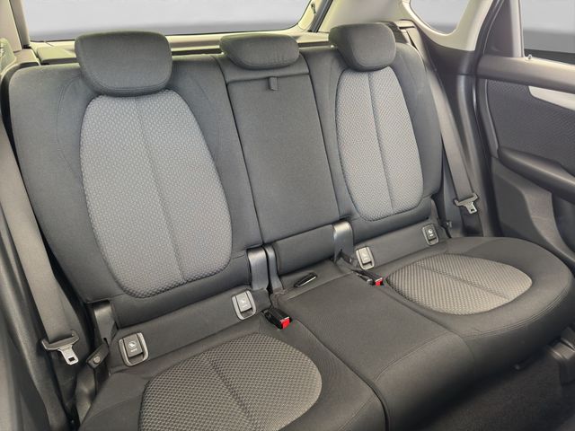 Fahrzeugabbildung BMW 218d Active Tourer Automatik+LED+Navi+PDC+Sitzh.