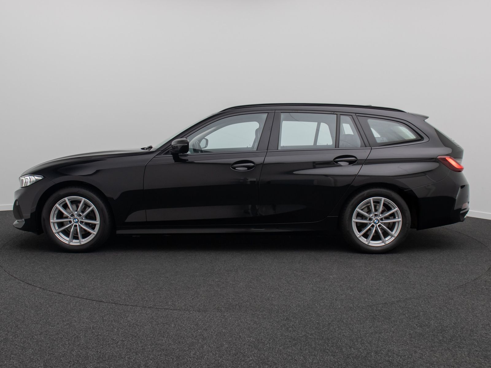 Fahrzeugabbildung BMW 320d DAB Leder Widscreen PDC Komfort Sport LED