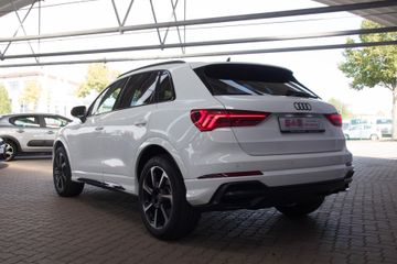 Audi Q3 45 TFSI e S-Line NAVIOPT-BLACKLED
