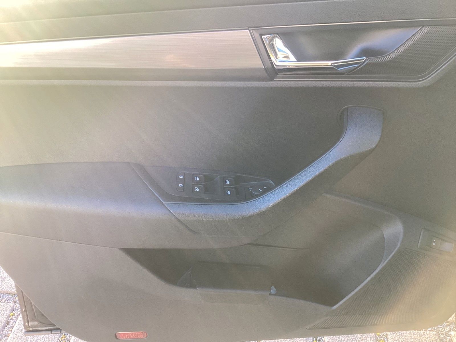 Fahrzeugabbildung SKODA Karoq Clever 2.0 TDI 110 KW DSG 4x4