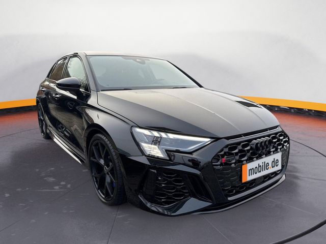 Audi RS3 Sportback qu. S tr.+KERAMIK+PANO+ACC+HEAD UP