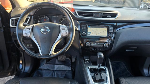 Nissan Qashqai 360°+AUTOMATIK+NAVI+LEDER+PANORAMADACH