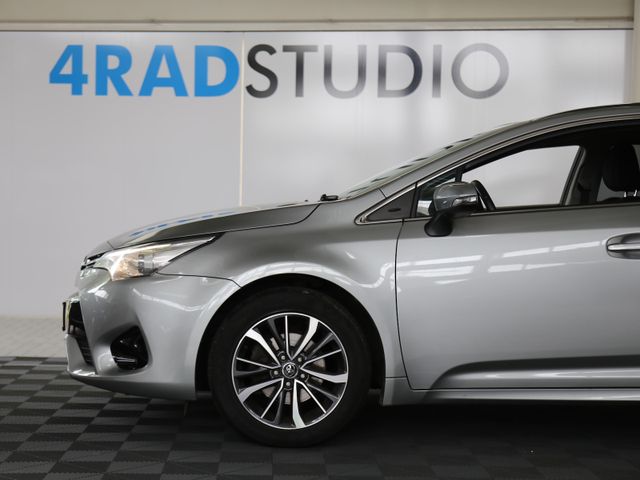 Toyota Avensis 1.8 KLIMA SITZHEIZUNG KAMERA 1.HAND