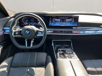 BMW 740 - 10