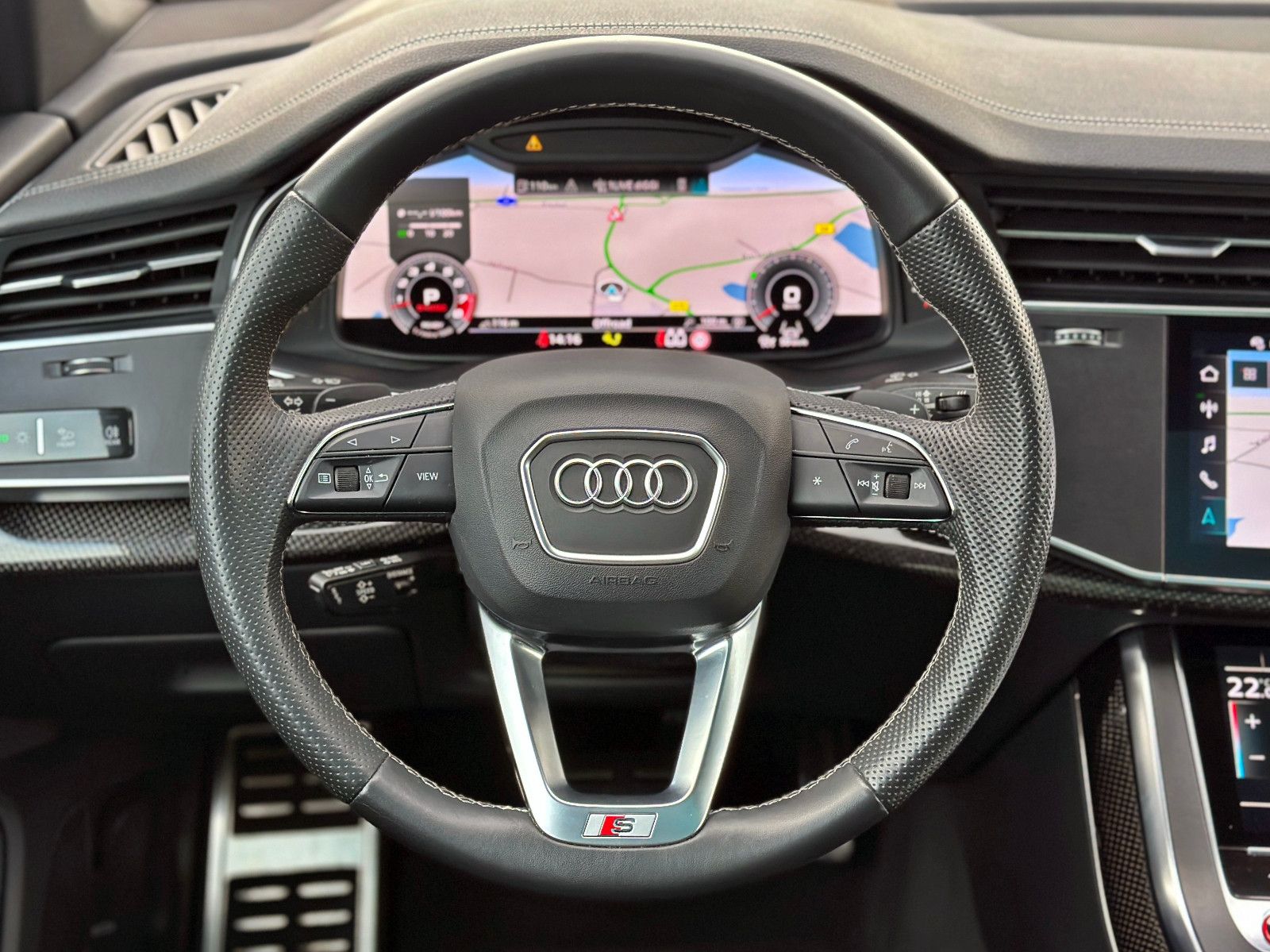 Audi SQ8 - Bild 15