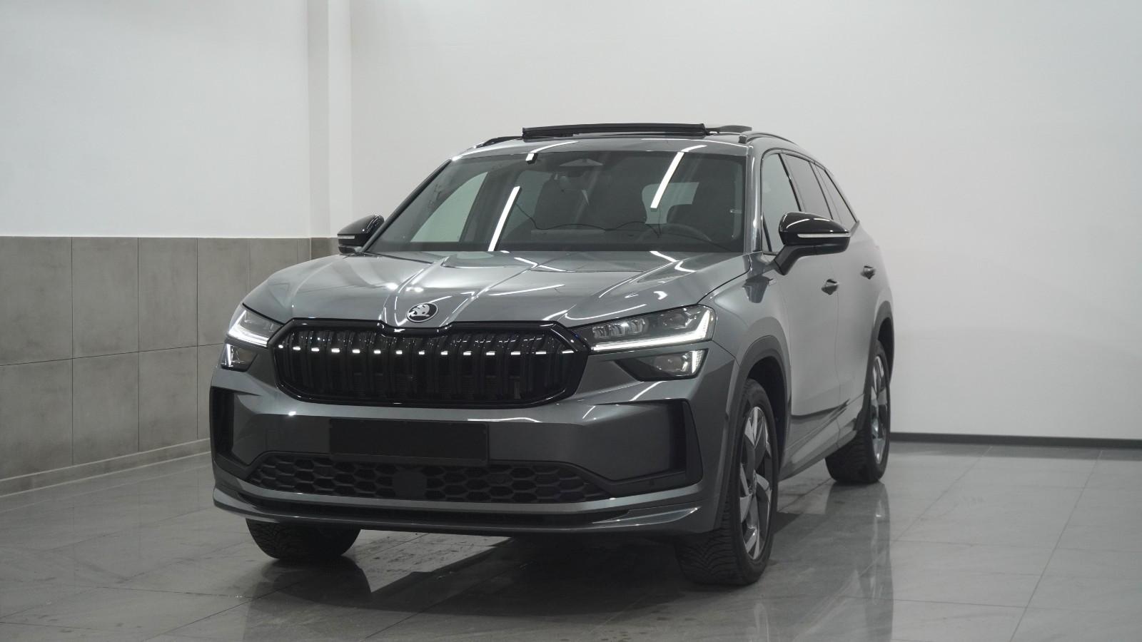Skoda 2.0 TDI Sportline Pano/ACC/TWA/Cam/Ambien/Canton